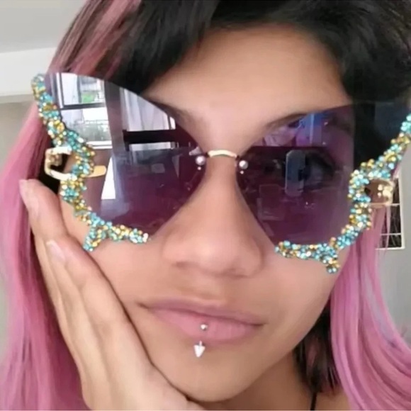 Butterfly Navy Blue Crystal Sunglasses - Picture 14 of 14